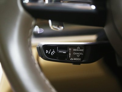 2023 Porsche PANAMERA — миниатюра 24