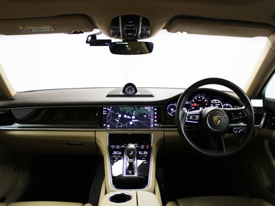 2023 Porsche PANAMERA — миниатюра 16