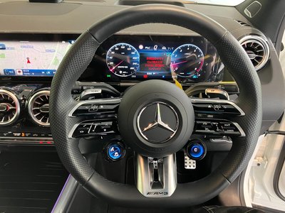 2025 Mercedes-BENZ GLA AMG — миниатюра 17