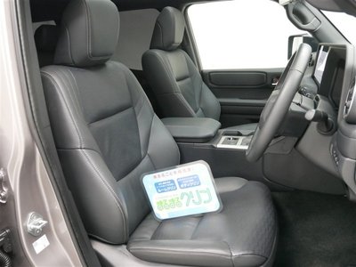 TOYOTA LAND CRUISER 250 - 6