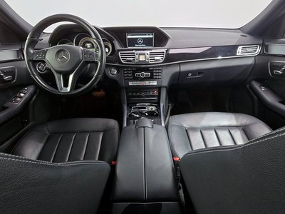 MERCEDES-BENZ E-CLASS - 5