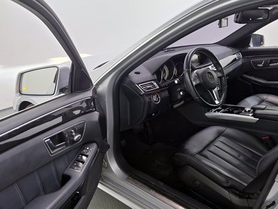 MERCEDES-BENZ E-CLASS - 10