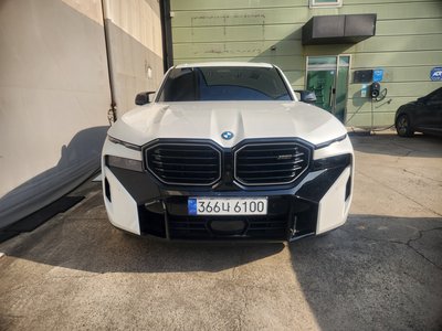 BMW XM - 5