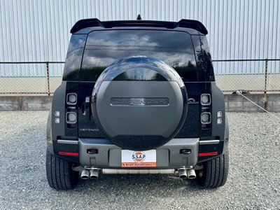 LAND ROVER DEFENDER - 9