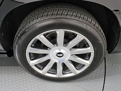 CADILLAC ESCALADE - 8