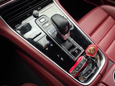 PORSCHE PANAMERA - 9