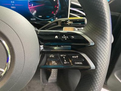 MERCEDES-BENZ E-CLASS - 9