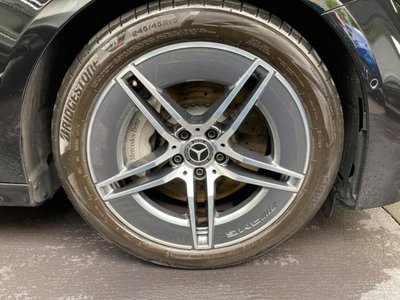 MERCEDES-BENZ E-CLASS - 6