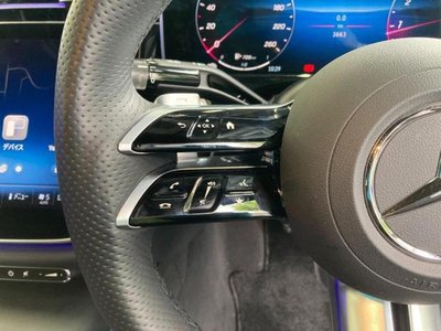 MERCEDES-BENZ E-CLASS - 8