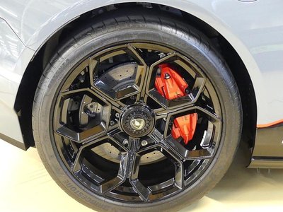 2023 Lamborghini HURACAN photo 6