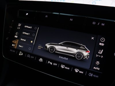 صورة مصغرة 46 لـ 2023 Maserati GRECALE