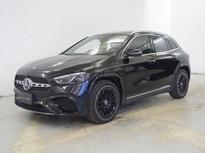 MERCEDES-BENZ GLA - 1