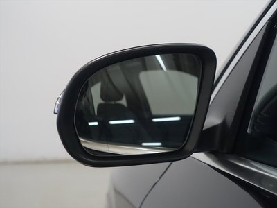 MERCEDES-BENZ GLA - 10