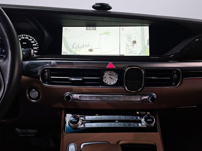 2021 Genesis G90 thumbnail 13