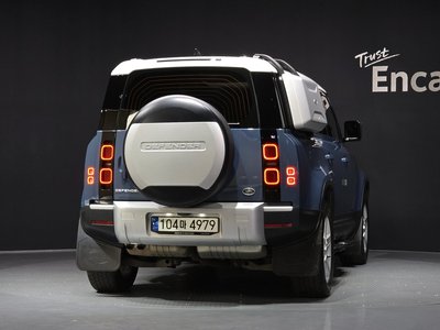 LAND ROVER DEFENDER - 3