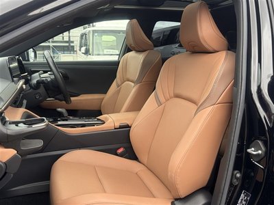 صورة 7 لـ 2024 Toyota CROWN SPORT