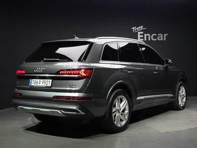 2023 AUDI Q7 — фото 2