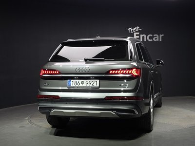2023 AUDI Q7 — фото 4