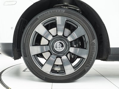 ROLLS-ROYCE CULLINAN - 8