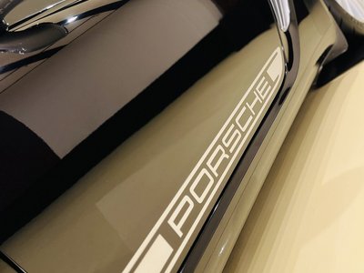 2011 Porsche CAYMAN 缩略图 19
