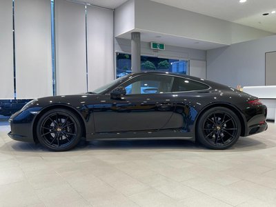 PORSCHE 911 - 6