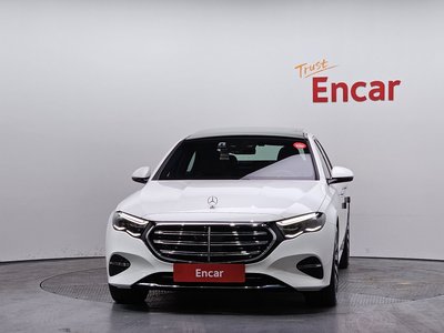 MERCEDES-BENZ E-CLASS - 2