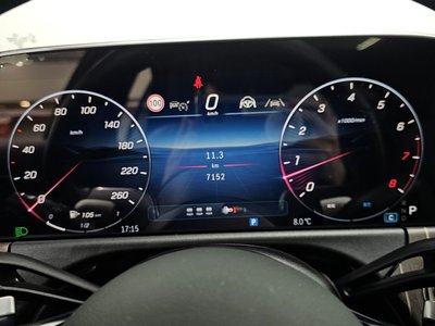 MERCEDES-BENZ E-CLASS - 8