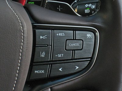 2018 Lexus LS — миниатюра 37