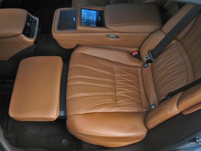 2018 Lexus LS — миниатюра 80