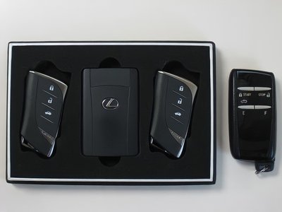2018 Lexus LS — миниатюра 51