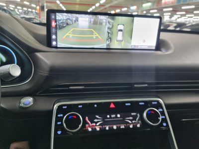 GENESIS GV80 - 9