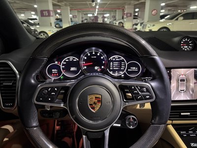 PORSCHE CAYENNE - 6
