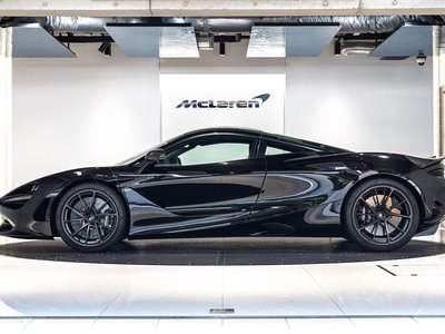 MCLAREN 750S - 10