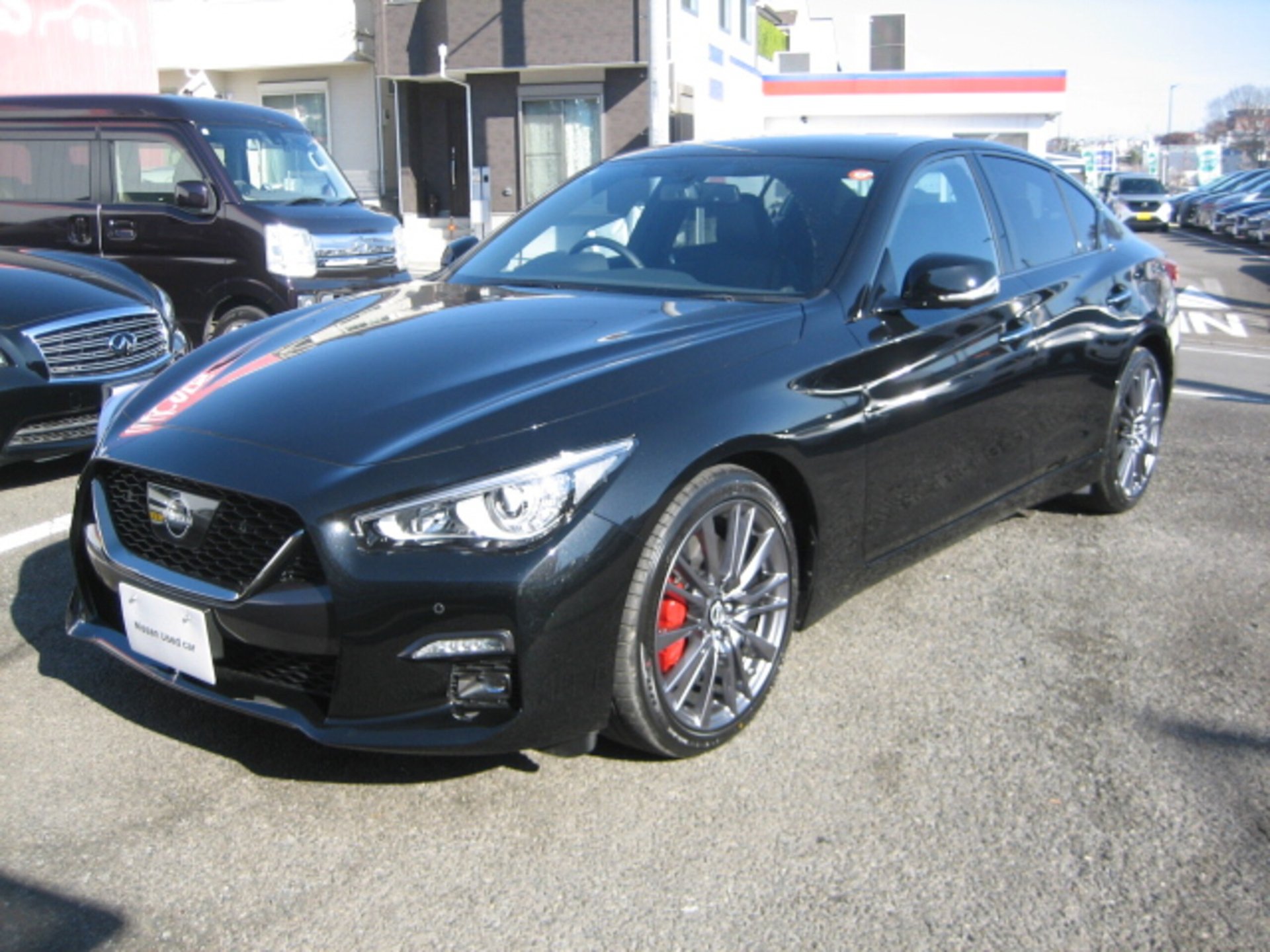 NISSAN SKYLINE - View 1