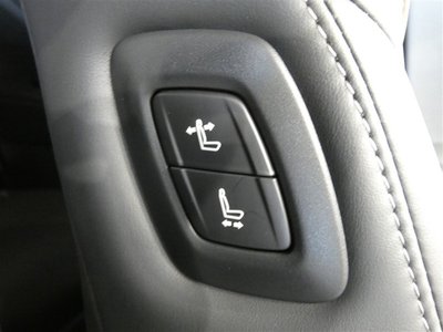 صورة 18 لـ 2023 Toyota CROWN SPORT