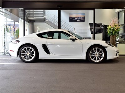 PORSCHE 718 - 6