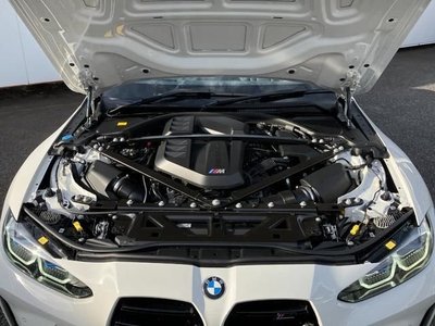صورة 8 لـ 2023 BMW M4