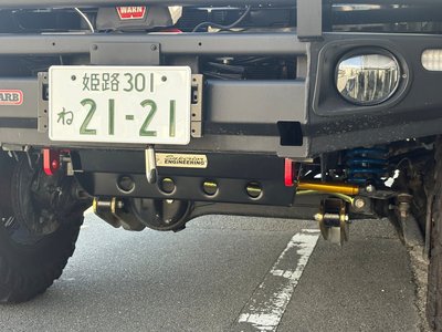 TOYOTA LAND CRUISER 70 - 8