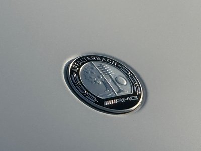 MERCEDES-BENZ GLC AMG - 10