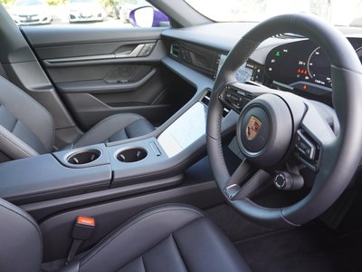 2026 Porsche TAYCAN 照片 14