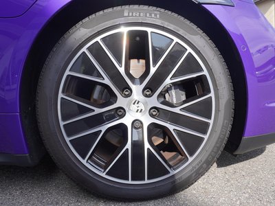 2026 Porsche TAYCAN 照片 13