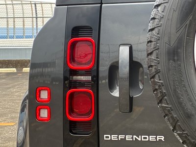 صورة مصغرة 41 لـ 2023 LAND Rover DEFENDER