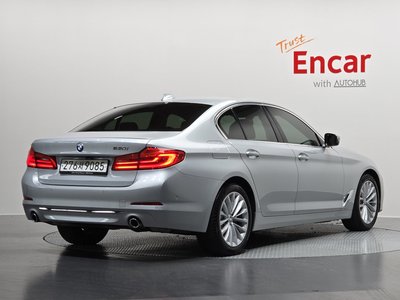 BMW 5 SERIES - 4
