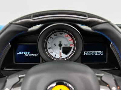 2018 FERRARI 488 SPIDER — миниатюра 12