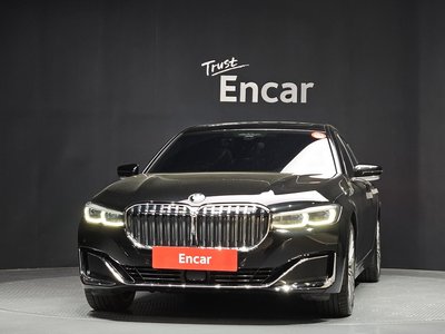 BMW 7 SERIES - 2