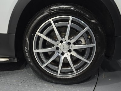 MERCEDES-BENZ GLB - 6