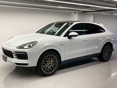 PORSCHE CAYENNE COUPE