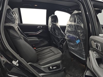 2026 BMW X7 缩略图 16