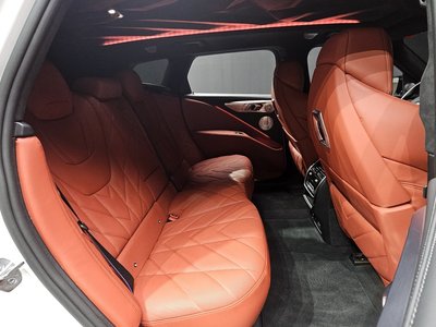 2023 BMW XM — миниатюра 17