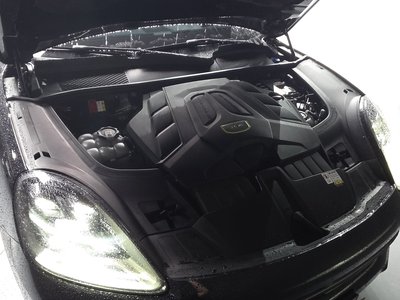 2023 Porsche CAYENNE photo 7